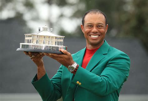 tiger woods net worth 2019